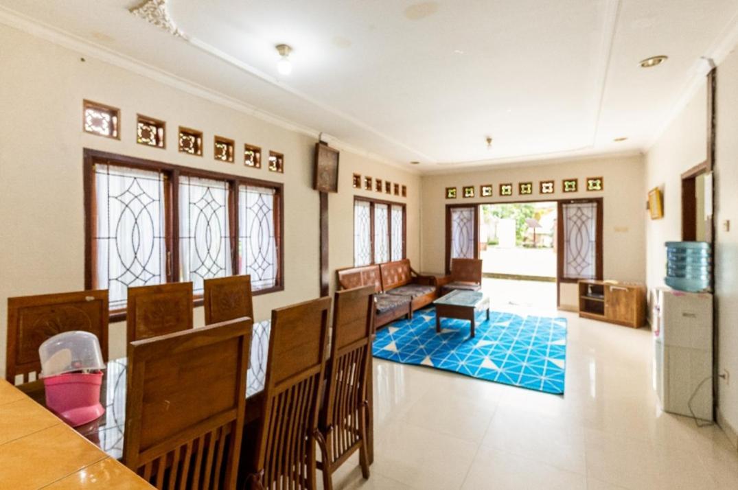 Villa Anjung Balak Чисаруа Экстерьер фото